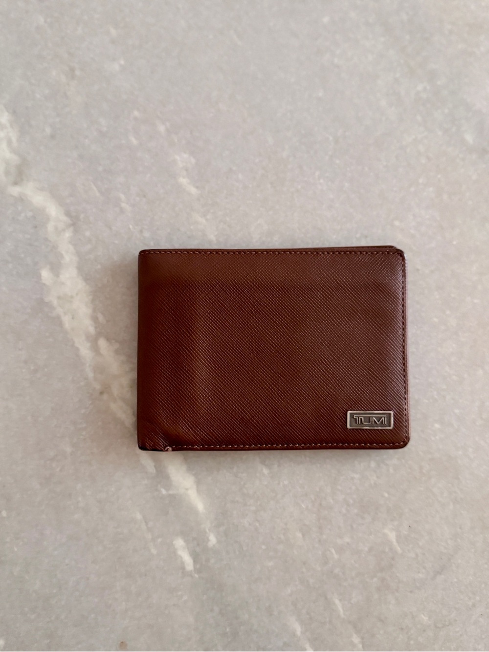 Elegant Tumi Brown Leather Card Holder Wallet
